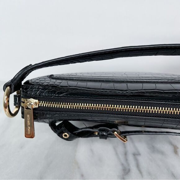 MICHAEL KORS EMILIA Half Moon Small Saddle Shoulder Crossbody Bag In BLACK - Picture 5 of 8